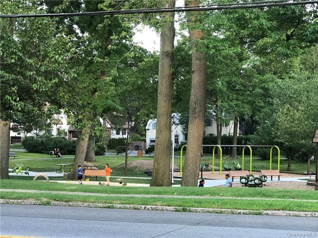 1833 Palmer Avenue 3K, Larchmont, NY 10538