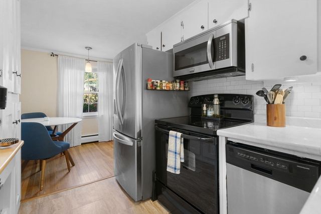 107 Vernon St D, Wakefield, MA 01880