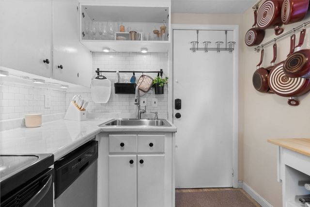107 Vernon St D, Wakefield, MA 01880