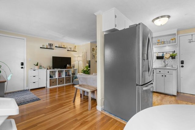 107 Vernon St D, Wakefield, MA 01880