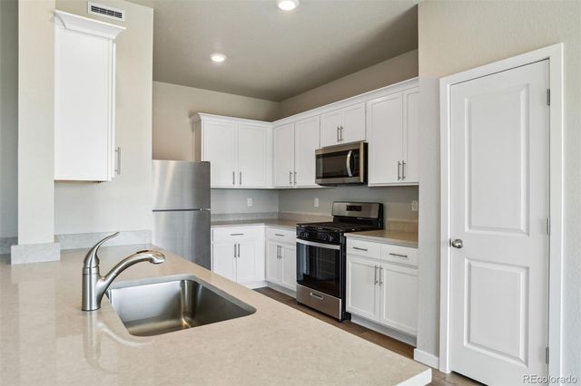 48190 Shetland Drive, Bennett, CO 80102