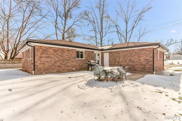 4603 Mattis Road, St Louis, MO 63128