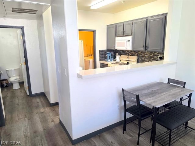7163 South Durango Drive 201, Las Vegas, NV 89113