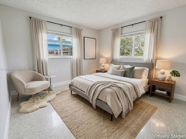 1772 NW 39th St, Oakland Park, FL 33309