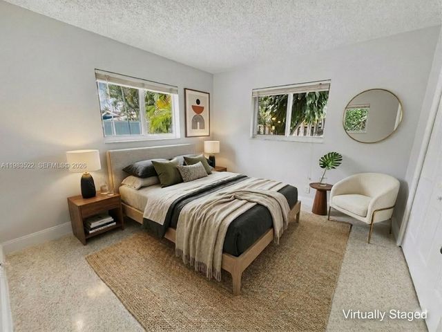 1772 NW 39th St, Oakland Park, FL 33309