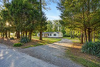 527 Popa Road, Jamestown, SC 29453