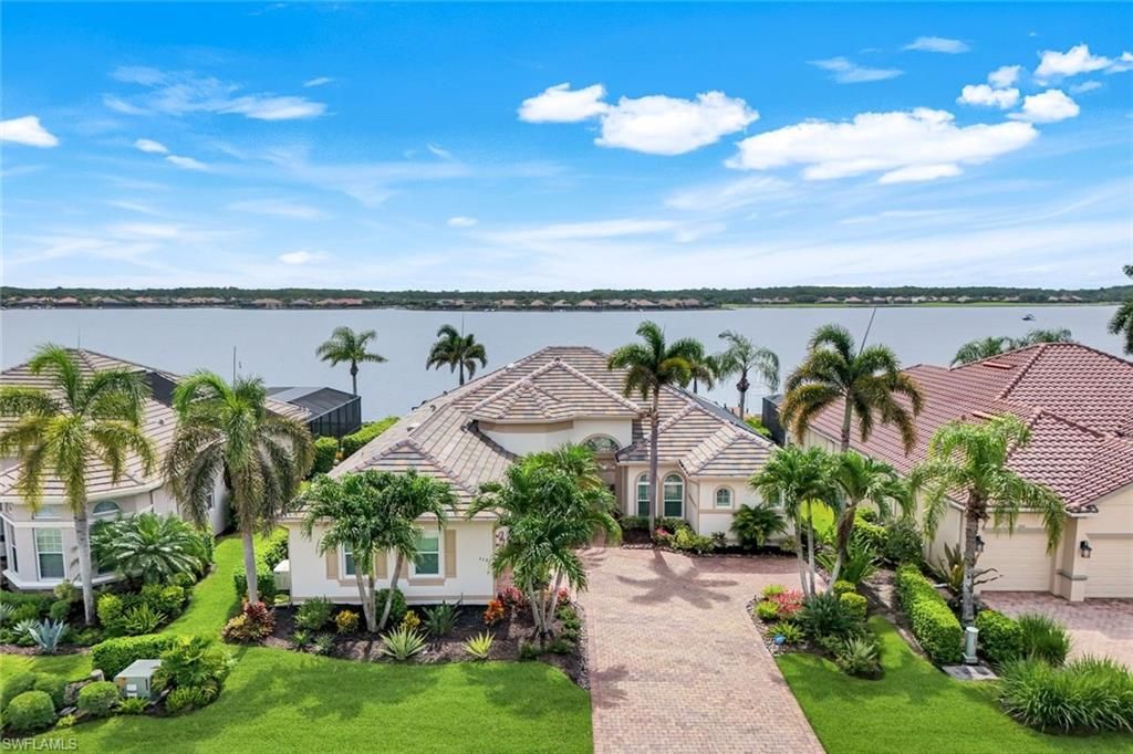 9380 Slate CT, Naples, FL 34120