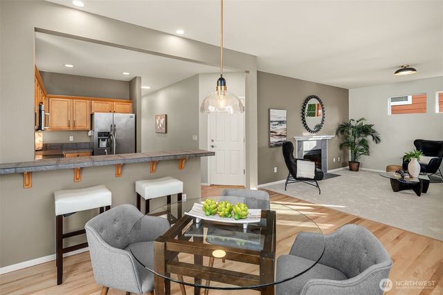 1918 24th Avenue NE, Issaquah, WA 98029