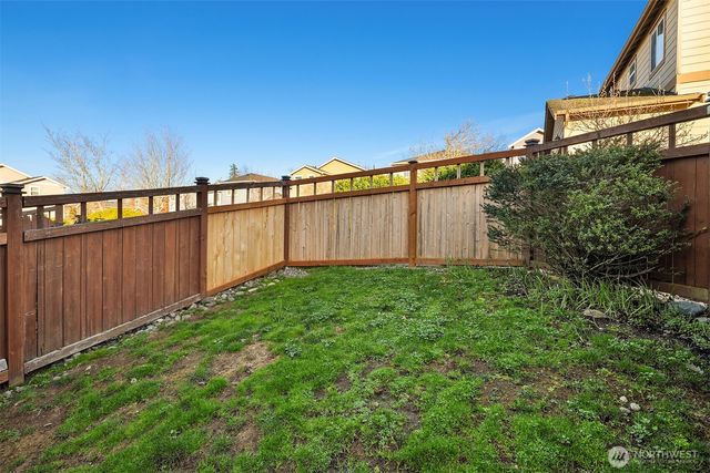 1918 24th Avenue NE, Issaquah, WA 98029