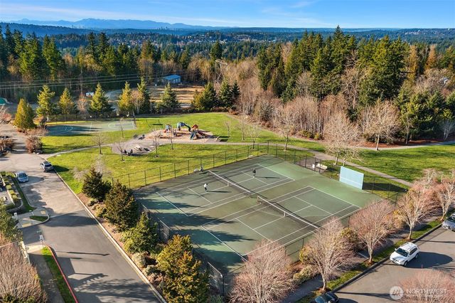 1918 24th Avenue NE, Issaquah, WA 98029