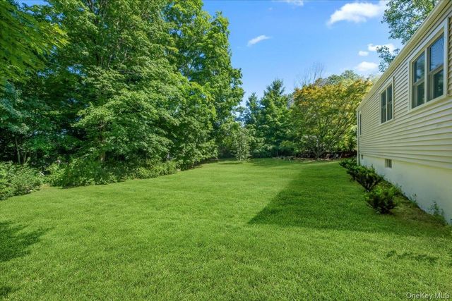 3 Gabriel Drive, Cortlandt Manor, NY 10567