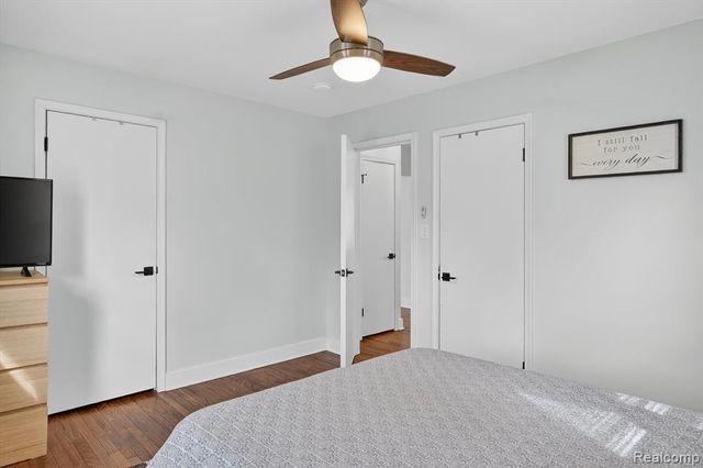 23170 Hawthorne Street, Farmington, MI 48336