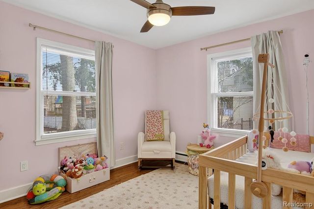 23170 Hawthorne Street, Farmington, MI 48336