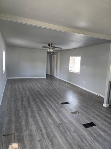 3903 Montgomery Drive, Granbury, TX 76049