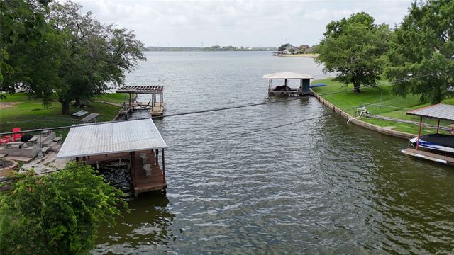 3903 Montgomery Drive, Granbury, TX 76049