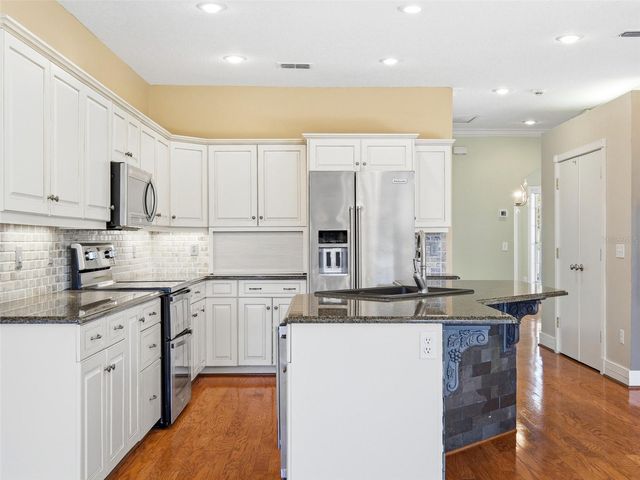 1996 TOURNAMENT DRIVE, Apopka, FL 32712