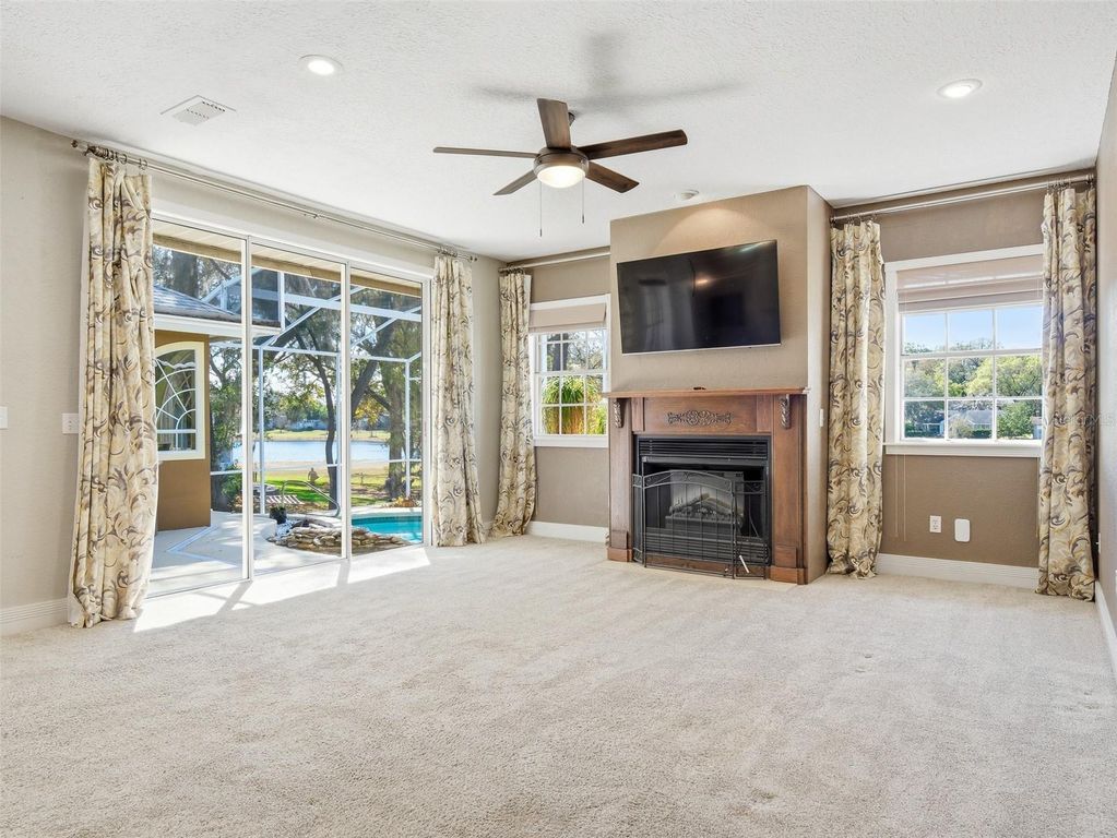 Image 26 of property listing at 1996 TOURNAMENT DRIVE, Apopka, FL 32712
