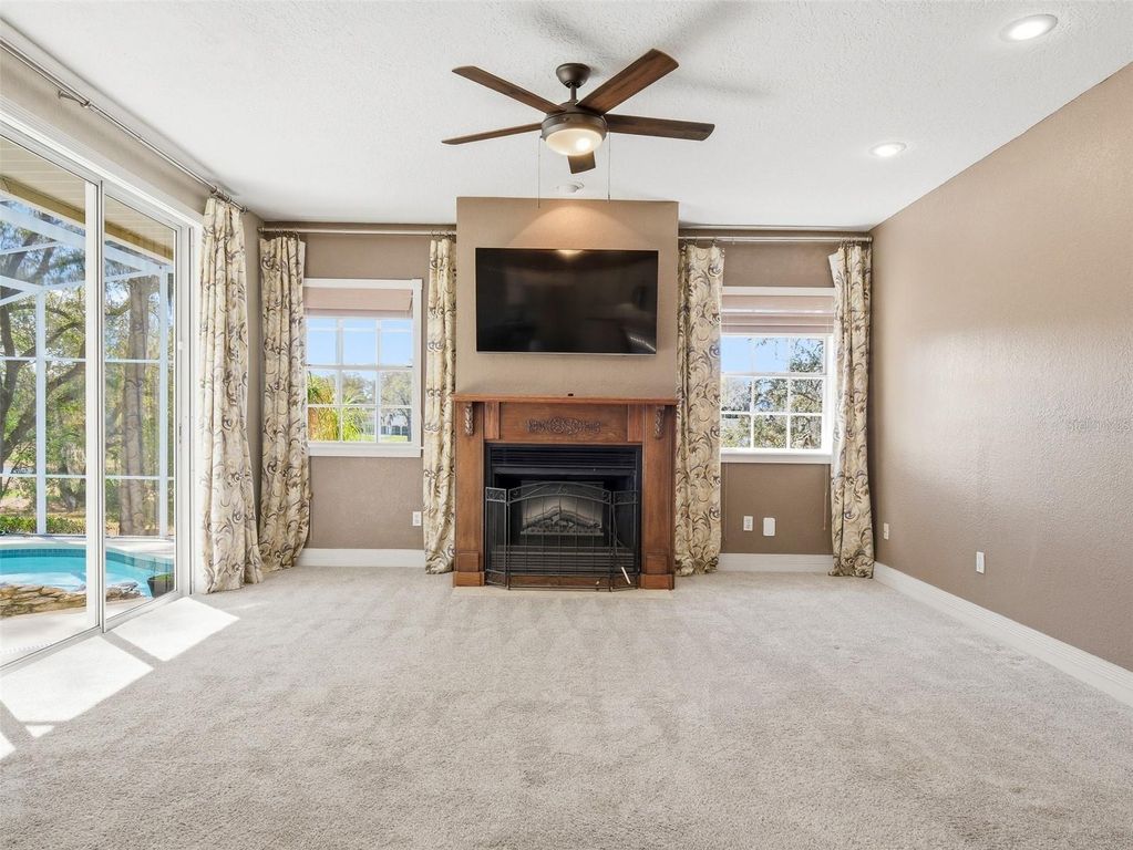 Image 27 of property listing at 1996 TOURNAMENT DRIVE, Apopka, FL 32712