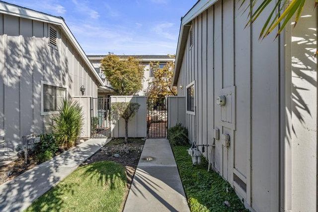 756 Duffin Drive, Hollister, CA 95023