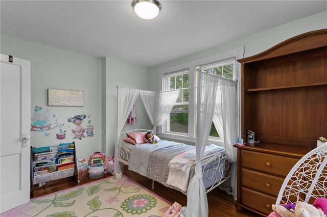 44 Bedlow Avenue, Newport, RI 02840