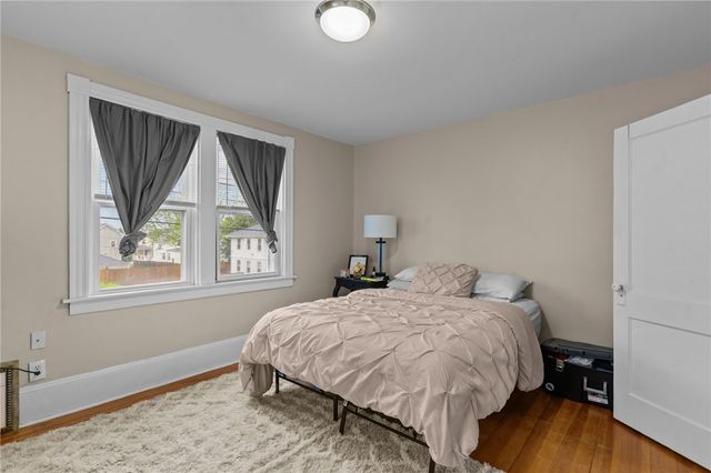 44 Bedlow Avenue, Newport, RI 02840