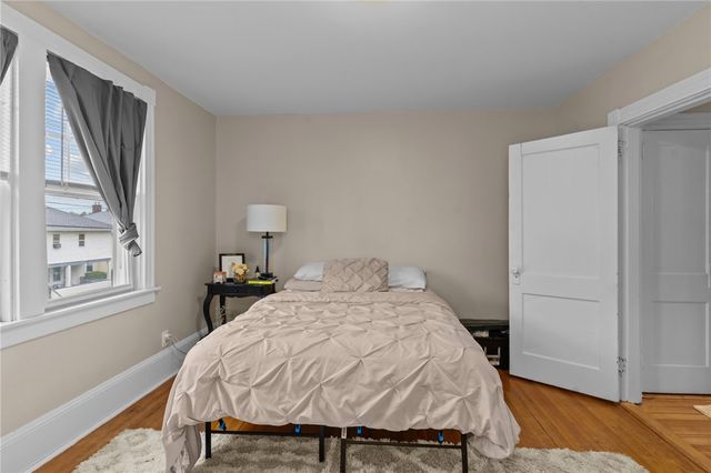 44 Bedlow Avenue, Newport, RI 02840