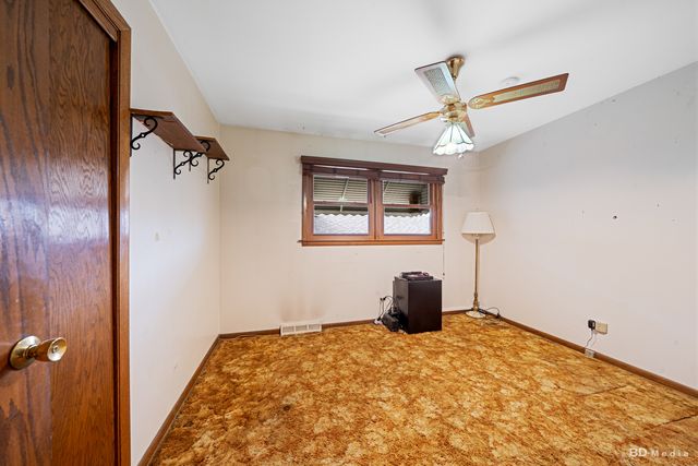 9837 Massasoit Avenue, Oak Lawn, IL 60453