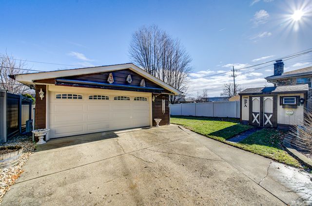 9837 Massasoit Avenue, Oak Lawn, IL 60453