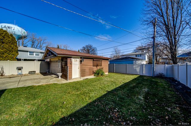 9837 Massasoit Avenue, Oak Lawn, IL 60453