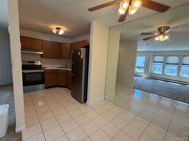 25 Athens, West Babylon, NY 11704