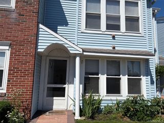 25 Athens, West Babylon, NY 11704