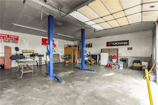 7514 S Buckner Tarsney Road, Grain Valley, MO 64029