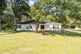 479 Mannie English Road, Ellabell, GA 31308