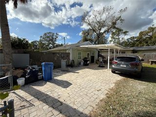 10002 MEMORIAL HIGHWAY, Tampa, FL 33615