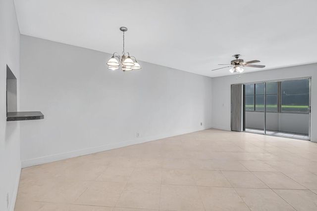 12013 Greenway Circle S 106, Royal Palm Beach, FL 33411
