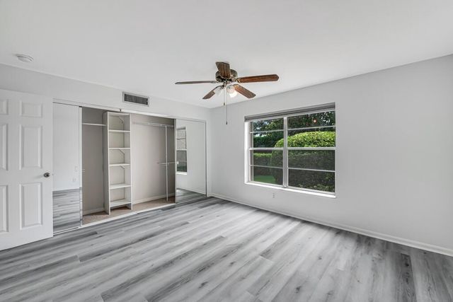 12013 Greenway Circle S 106, Royal Palm Beach, FL 33411