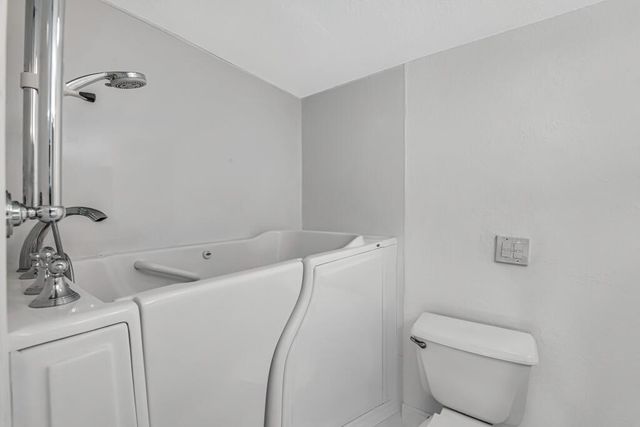 12013 Greenway Circle S 106, Royal Palm Beach, FL 33411