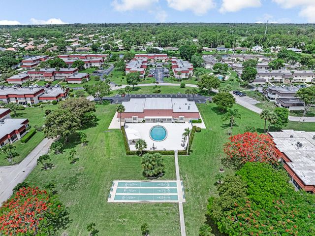 12013 Greenway Circle S 106, Royal Palm Beach, FL 33411