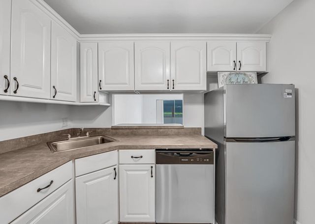 12013 Greenway Circle S 106, Royal Palm Beach, FL 33411
