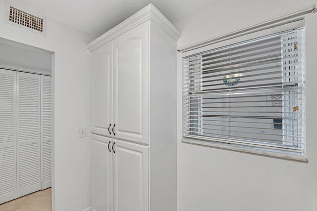 12013 Greenway Circle S 106, Royal Palm Beach, FL 33411