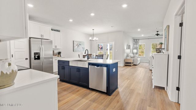 18366 Spring Hill Drive, Saucier, MS 39574