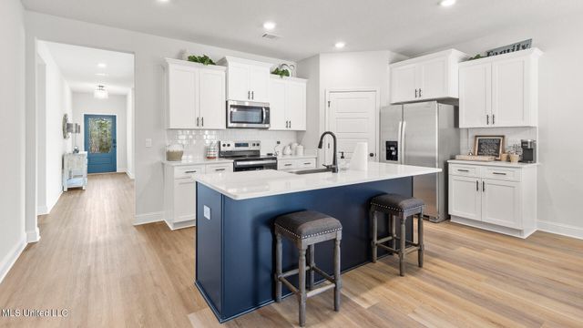 18366 Spring Hill Drive, Saucier, MS 39574