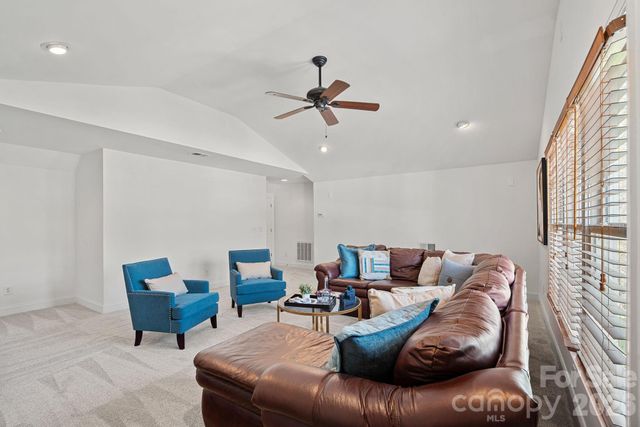 10220 Auburn Top Lane, Charlotte, NC 28277