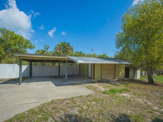 9520 Riverview Drive, Micco, FL 32976