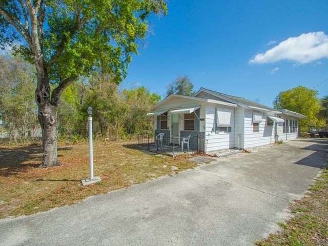 9520 Riverview Drive, Micco, FL 32976