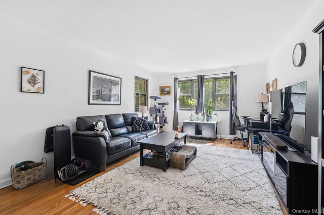 154 Martling Avenue D2 Bldg 2, Tarrytown, NY 10591