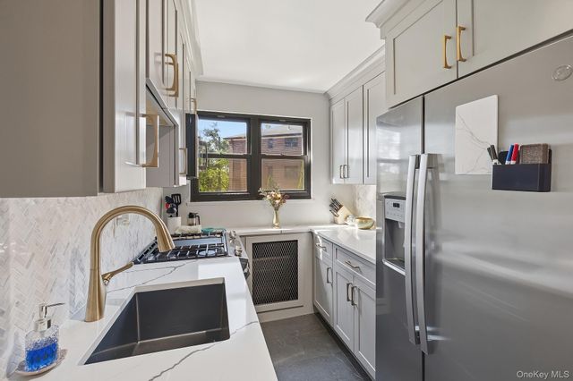 154 Martling Avenue D2 Bldg 2, Tarrytown, NY 10591