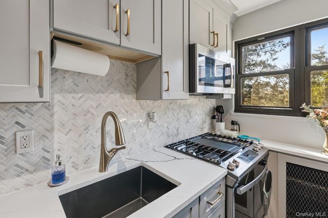 154 Martling Avenue D2 Bldg 2, Tarrytown, NY 10591