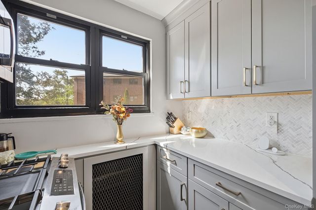 154 Martling Avenue D2 Bldg 2, Tarrytown, NY 10591