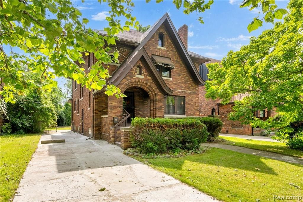 12725 Broadstreet Avenue, Detroit, MI 48238